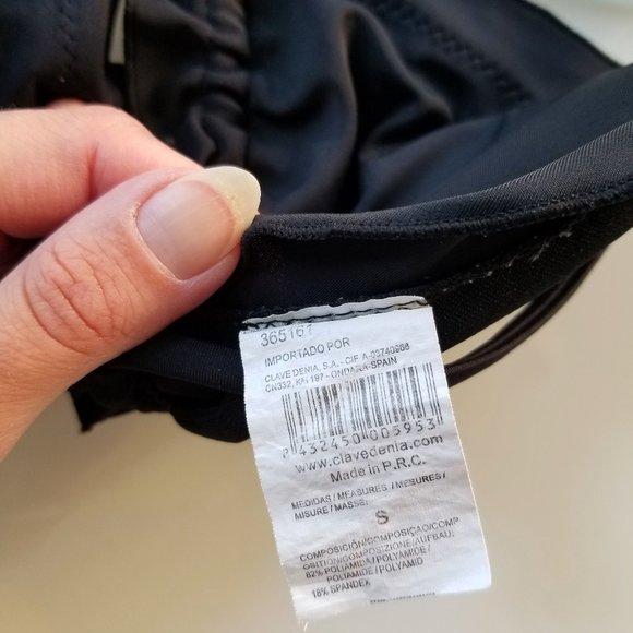 Cute Black String Bikini with Ruffles - Picture 5 of 6